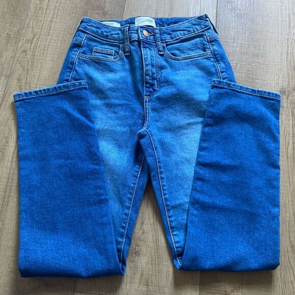 Universal Thread Size 00 Slim Straight Jean Medium Wash - Picture 1 of 6